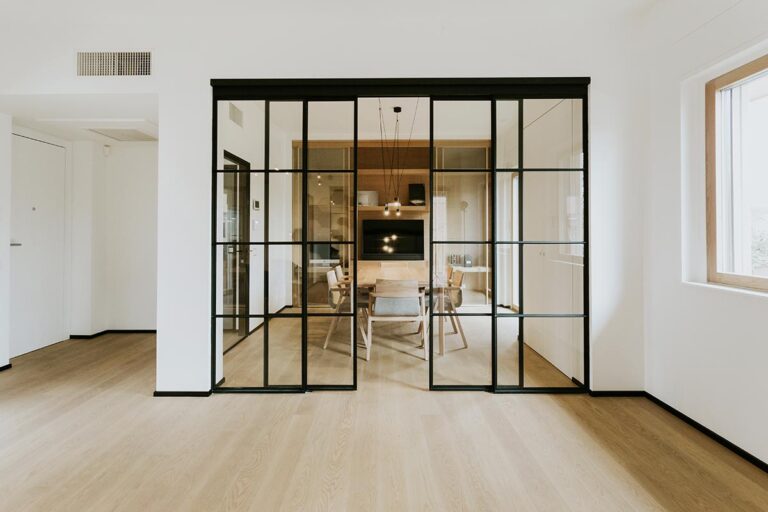 Glass Partition – One Window Glass